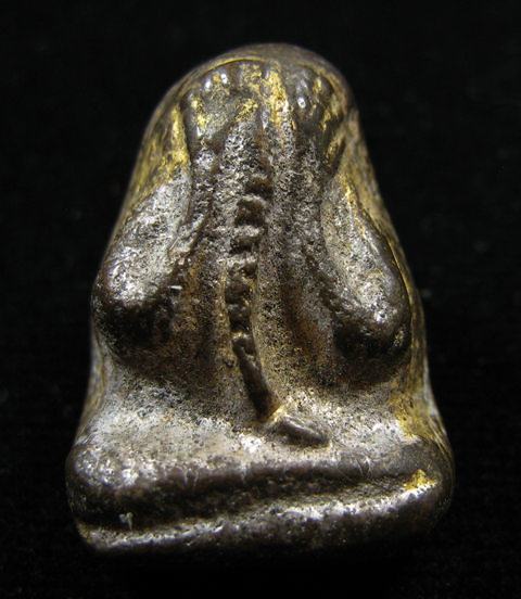 พระปิดตา เนื้อหามวลสารดี สวยไม่ทราบที่ครับ