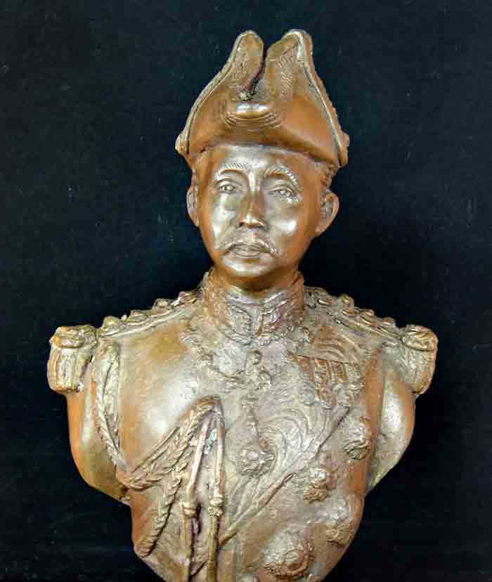 ***พระบูชา รัชกาลที่ 5 เนื้อทองระฆังผิวโบราณ ขนาด 5.8 นิ้ว สูง 10 นิ้ว น้ำหนัก 1.6 ก.ก. หนักๆหนาๆ สว