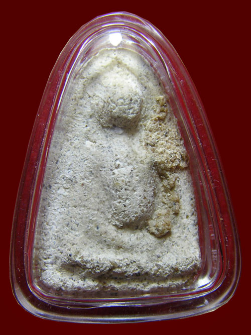 กรุวัดเงินคลองเตย สวยขึ้นไข