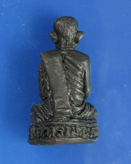 รูปหล่อหลวงพ่อกวย ปี 39 วัดโฆสิตาราม จ.ชัยนาท เคาะเดียว