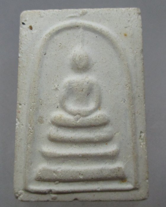 20 บาท พระสมเด็จไม่ทราบที่ครับ