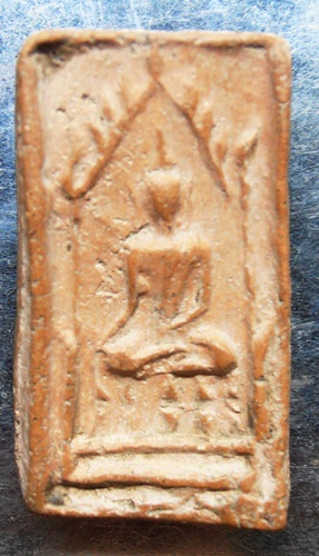 พระเนื้อดินหลวงพ่อพ่วง วัดกก สวยๆครับ