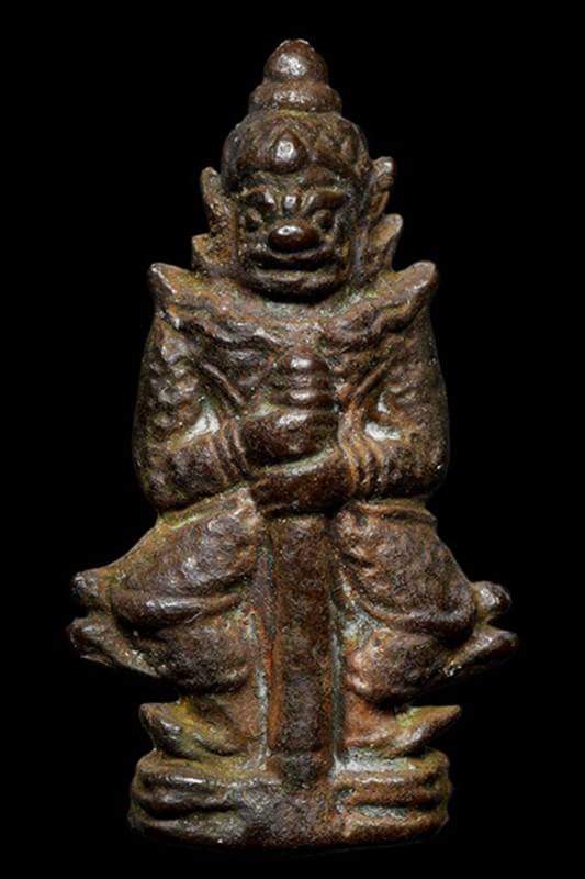 ท้าวเวสสุวรรณ เนื้อนวะโลหะ รุ่นจักรพรรดิตราธิราช หลวงปู่หมุน วัดบ้านจาน ปี 2545