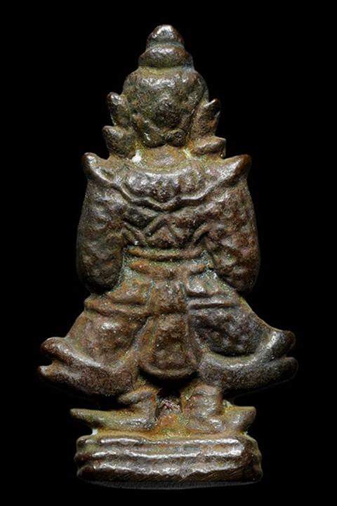 ท้าวเวสสุวรรณ เนื้อนวะโลหะ รุ่นจักรพรรดิตราธิราช หลวงปู่หมุน วัดบ้านจาน ปี 2545