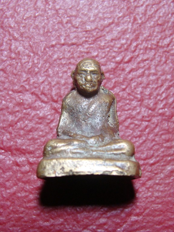 หลวงพ่อเขียน วัดถ้ำขุนเณร 