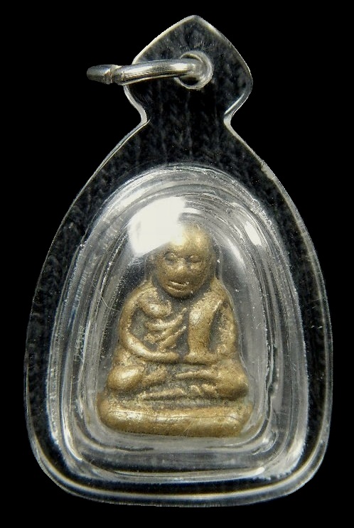 หลวงพ่อเงิน รุ่นปืนแตกแจกแม่ครัว วัดบางคลาน พิมพ์เล็ก (พร้อมเลี่ยม)