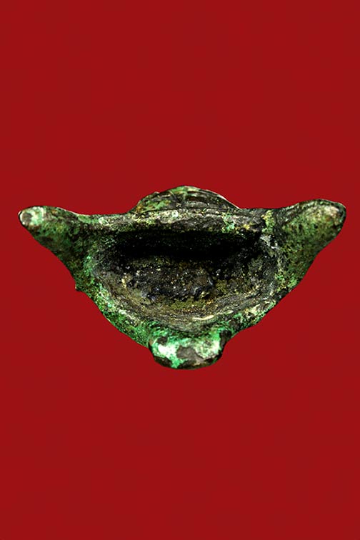 พระลานนา สามขา พิมพ์อุ้มบาตร เนื้อเก่าๆ