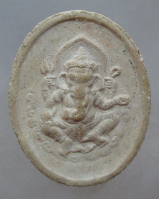 20 บาท พระผงเศียรปู่ฤาษี หลังพระพิฆเนศ