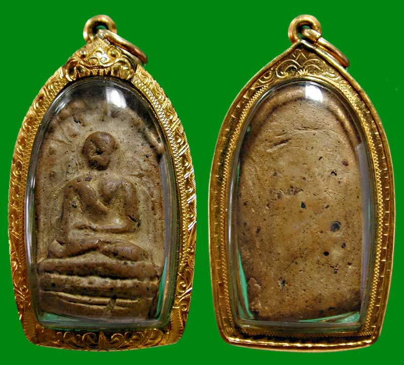 พระคง กรุเก่า  เลี่ยมทอง     ....เคาะแรก   