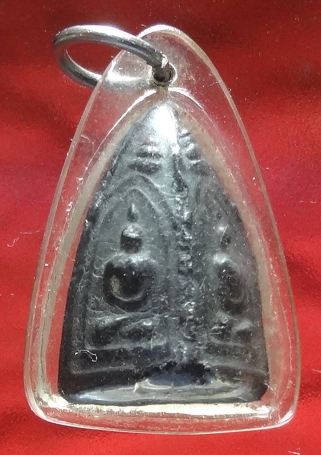  พรหมสี่หน้าเนื้อเมฆพัต หลวงพ่ออี๋ วัดสัตหีบ ชลบุรี 