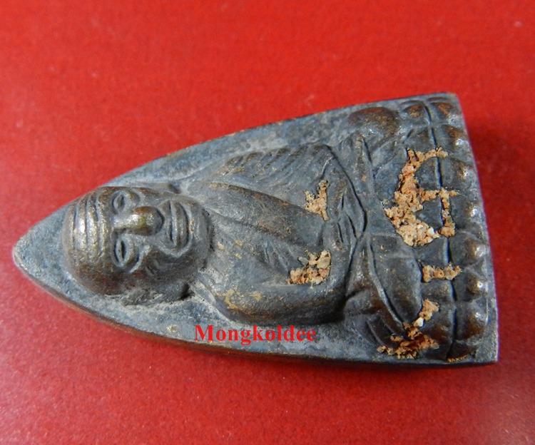 หลวงพ่อทวด พิมพ์เตารีดกลาง A เนื้อสำริด รุ่นเสาร์ 5 มหามงคล100ปี อ.ทิม วัดช้างให้ ปี55#836