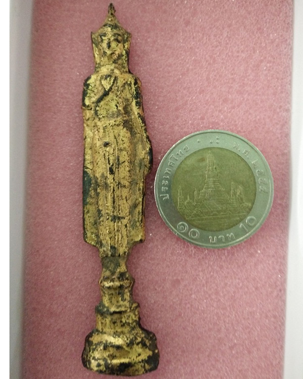 พระเนื้อชินอยุธยา พิมพ์ยืน