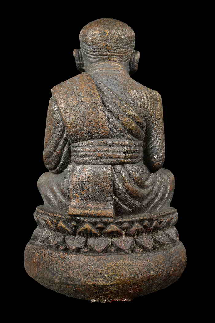 หลวงปู่ทวด พิมพ์เบ้าทุบ เนื้อนวะโลหะ รุ่นมหาลาภ วัดช้างให้ ปี 2540