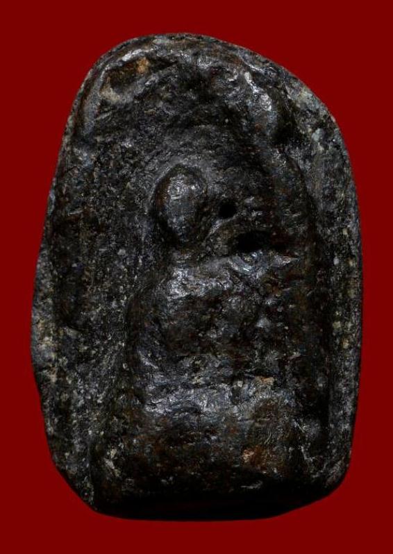 พระพิมพ์พระคง เนื้อตะกั่วสนิมแดง กรุวัดสุวรรณ จ.อ่างทอง มาพร้อมบัตรรับรองความแท้