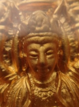 เหรียญหล่ออวโลก ิเตศวร(กวนอิม)ปางพันมือตำหนักเตาปูน เคาะเดียว100