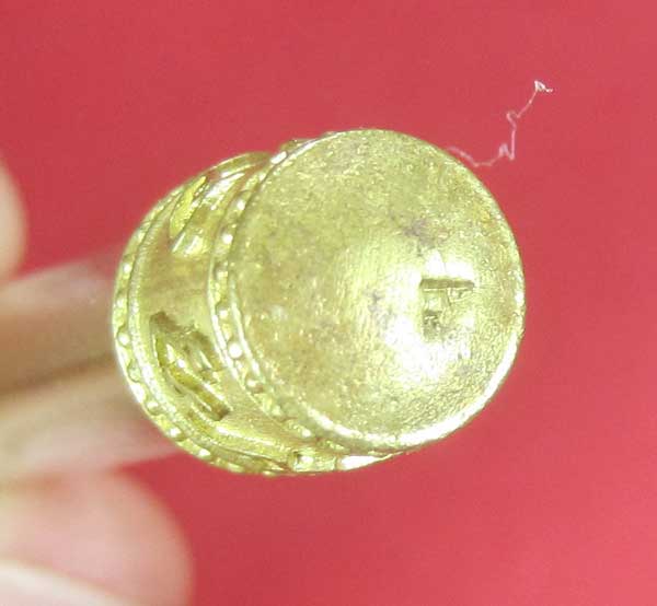 วัดใจตะกรุดทองเหลืองจารมือ ตอกโค๊ต หลวงปู่คำบุ คุตฺตจิตโต วัดกุดชมภู จ.อุบลราชธานี สวยแชมป์สายอิสาน