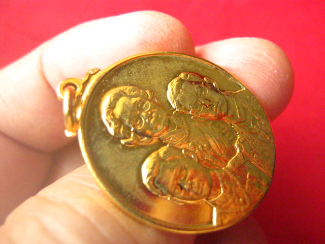 เหรียญเฉลิมพระเกียรติ สามสมเด็จ ปี 2542 บล็อกกษาปณ์ สวยคมชัด