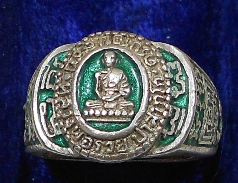 แหวนหลวงพ่อรวยเนื้อเงินลงยา รุ่น มหาลาภ 90 วิ้งๆ