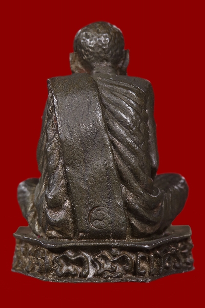 รูปหล่อลอยองค์ อาจารย์นำ 19