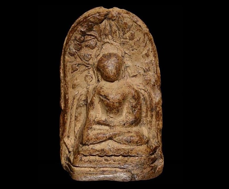 พระคงกรุเก่าเร้าใจ สวยคลาสสิค จัดจ้าน