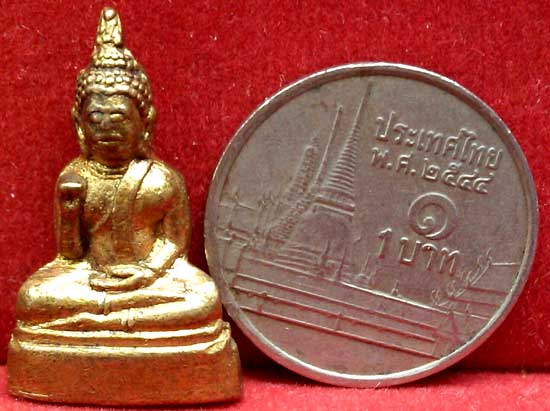*พระพุทธกวัก กะไหล่ทอง*