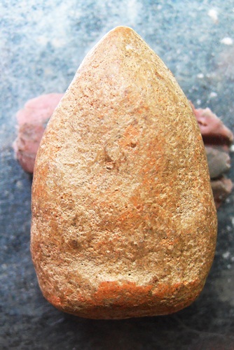 พระกริ่งเนื้อดินกรุวัดคลองทรงกระเทียม สวยๆครับ