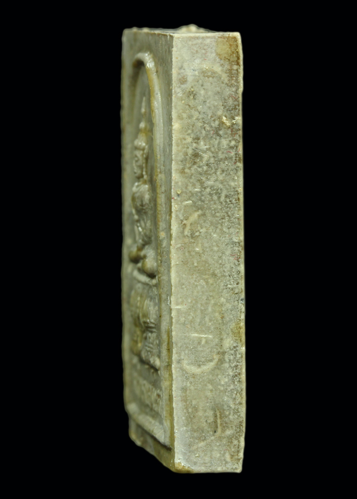 พระแก้วแจกทาน  หลวงปู่หมุน  ฐิตสีโล