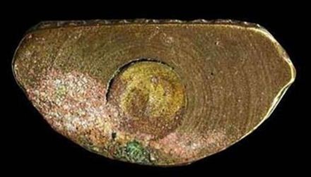 หลวงพ่อขอม วัดไผ่โรงวัว รูปเหมือนปั้มพิมพ์หน้าแก่ ก้นกลึง เนื้อทองเหลือง ปี ๒๕๐๕ จ. สุพรรณบุรี