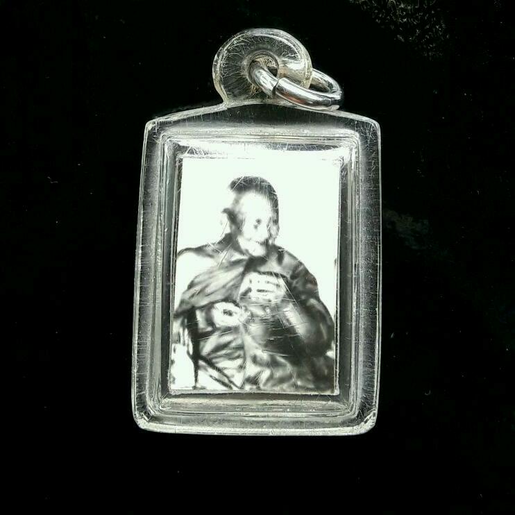 ภาพขาว-ดำ หลังจาร หลวงพ่อเปิ่น วัดบางพระ