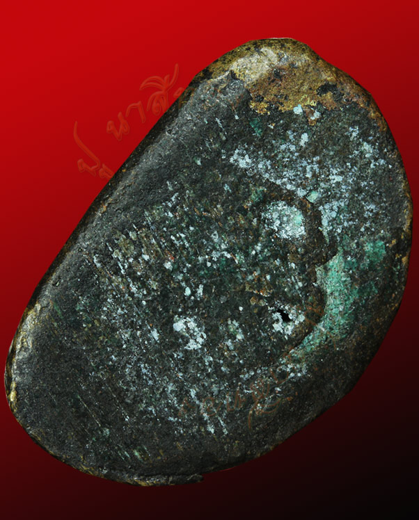 หลวงพ่อเงิน วัดบางคลาน จังหวัดพิจิตร รุ่นปืนแตก พิมพ์ไตรมาส  ตอกโค๊ต กรรมการ   ปี ๒๕๒๘ 