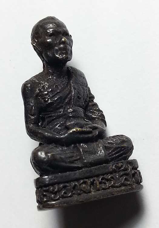 เคาะเดียว รูปหล่อหลวงพ่อสาคร วัดหนองกรับ จ.ระยอง