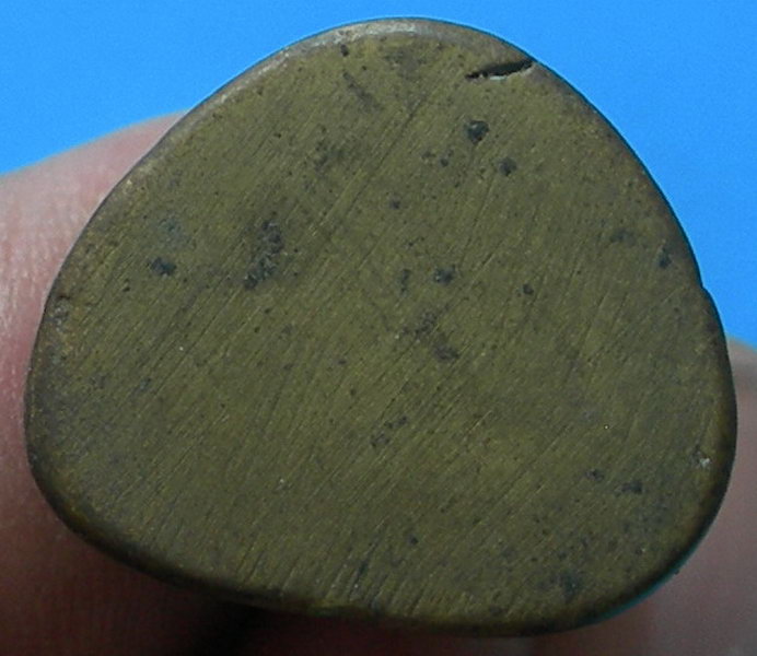 รูปหล่อองค์ลอยหลวงพ่อเงิน วัดบางคลาน องค์ที่ 2.