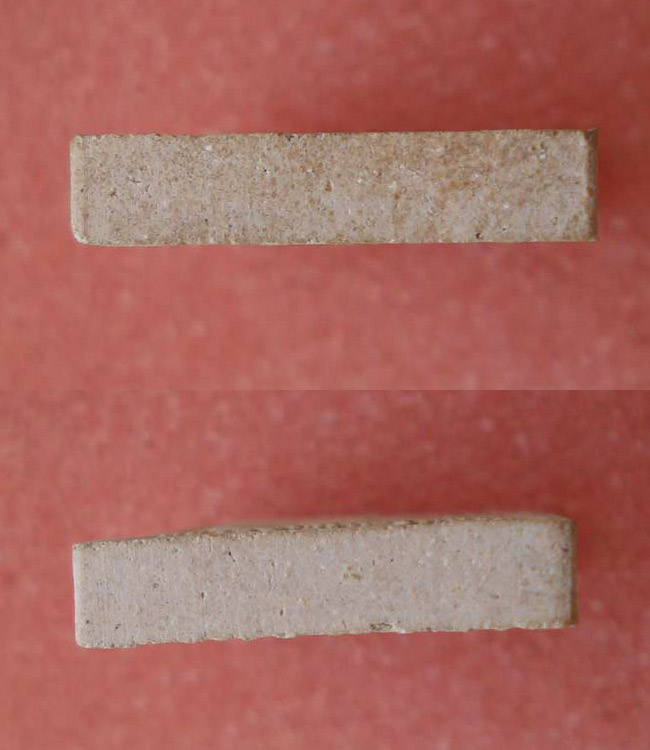 พระผงรูปเหมือนนั่งตั่ง หลวงปู่หมุน ฐิตสีโล วัดบ้านจาน(นั่งรับทรัพย์) พิธีเททองพระกริ่งเจริญลาภ "00"