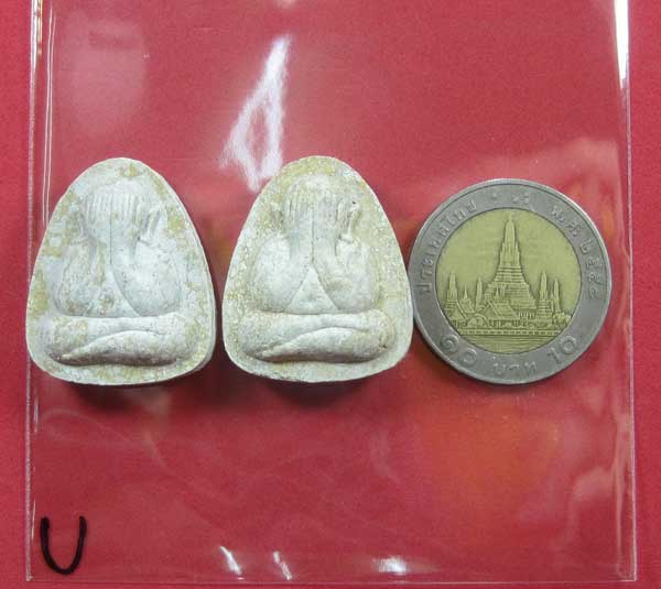 2องค์พระปิดตา รุ่นเจริญพร 41 หลวงปู่เหรียญ วรลาโภ วัดอรัญญบรรพต ต.บ้านหม้อ อ.ศรีเชียงใหม่ จ.หนองคาย