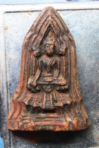 โคนสมอ เนื้อดินกรุวังหน้าสวยๆครับ