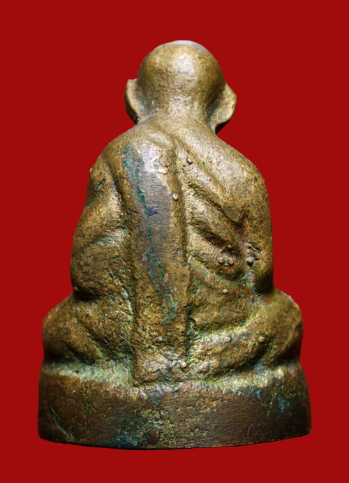 หล่อโบราณพ่อท่านคล้าย พิมพ์หลังคู้หนังสือเลยฐาน ปี 2503 