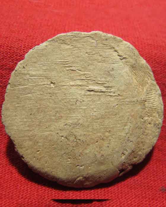 พระงบน้ำอ้อย หลวงปู่ยิ้ม สภาพสวยสมบูรณ์แบ่งไปบูชาครับ