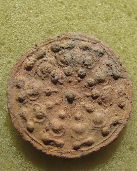 พระงบน้ำอ้อย หลวงปู่ยิ้ม สภาพสวยสมบูรณ์แบ่งไปบูชาครับ