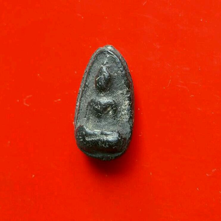 พระพิจิตร เม็ดน้อยหน่า กรุวัดศาลาปูน เคาะเดียว