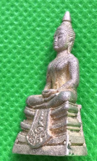 รูปหล่อหลวงพ่อโสธร 80 ปี กรมตำรวจ เนื้อเงินพ่นทราย