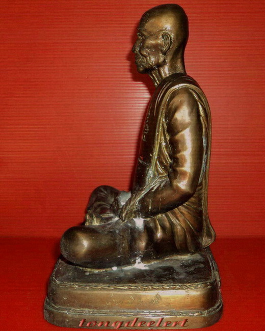 รูปหล่อบูชาหลวงพ่อเดิม รุ่นเสาร์ 5 วัดหนองบัว จ.นครสวรรค์ สวยมากค่ะ