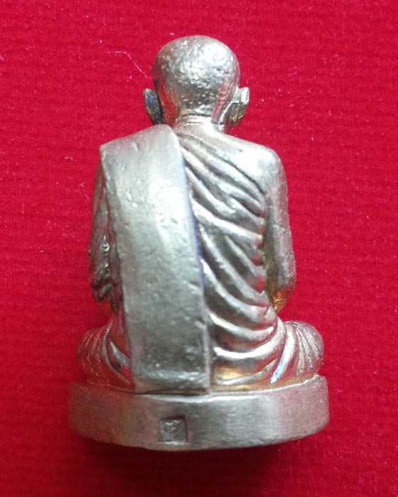 รูปหล่อสมเด็จพระญาณสังวร สมเด็จพระสังฆราช สกลมหาสังฆปรินายก ปี 2543 เนื้อทองเหลือง