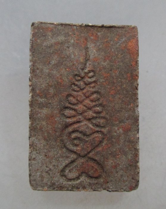 20 บาท พระพิมพ์พระพุทธชินราช  เล็กจิ๋ว ไม่ทราบที่ครับ