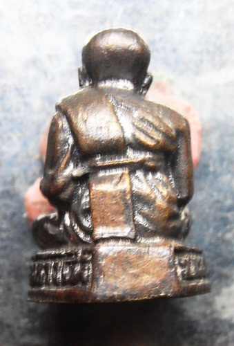 รูปหล่อหลวงปู่ทวดอุดกริ่ง ก้นช้าง ปี36สวยๆพร้อมกล่องครับ