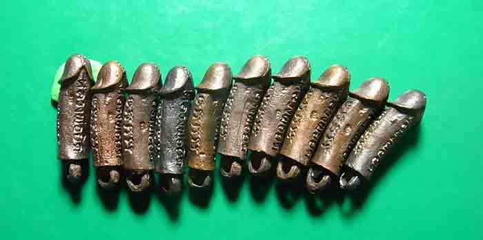 เคาะเดียว 10 ตัว ปลัดขิกสะท้านเวหา หลวงพ่อยิด วัดหนองจอก ปี 36 นวะโลหะ ตอกโค๊ต c1