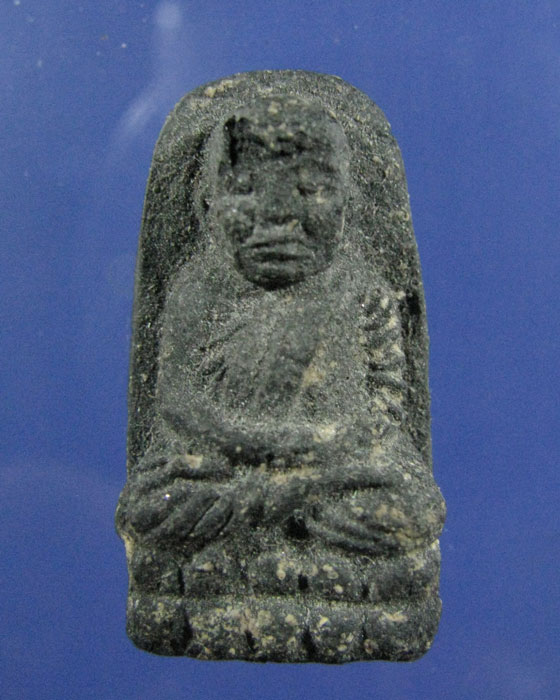 เคาะเดียว หลวงปู่ทวด เนื้อว่าน ปี24 พิมพ์พระรอด