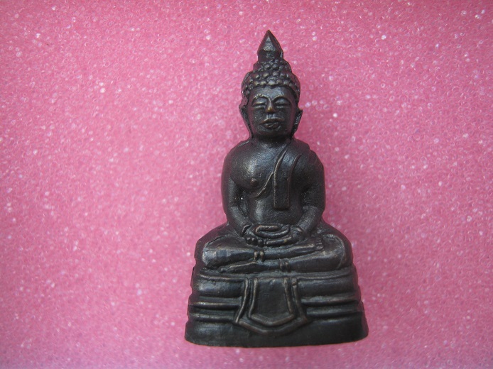 พระกริ่งหลวงพ่อโสธร ปี2508 หน้าใหญ่นิยม