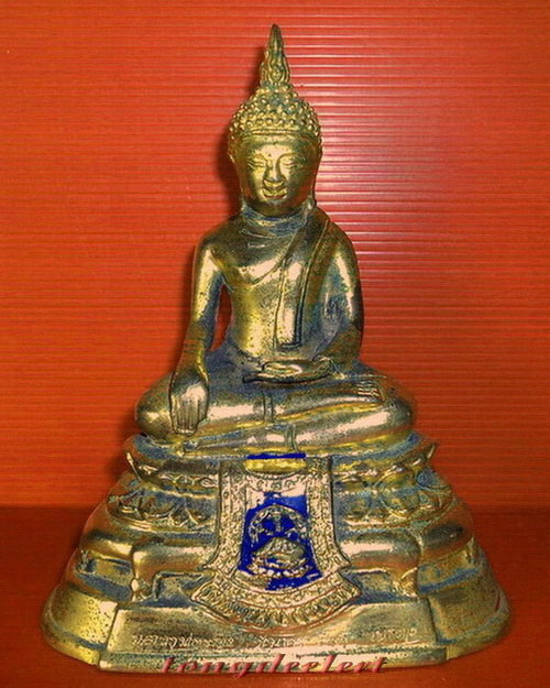 พระบูชาหลวงพ่อทอง วัดเขาตะเครา จ.เพชรบุรี รุ่นโสฬส หน้าตัก 3 นิ้ว กะไหล่ทองค่ะ