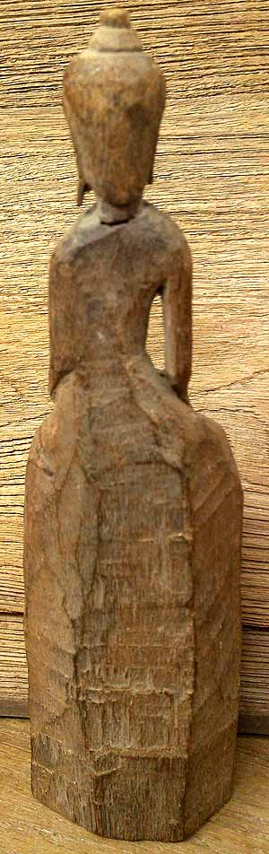 *พระบูชาไม้แกะ ศิลปะชาวบ้าน*