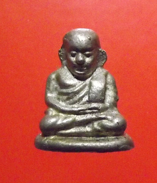 รูปหล่อหลวงพ่อเงิน รุ่นช้างคู่ ปี2526 *เนื้อเงินพิมพ์เล็กจิ๋ว แม่ครัว